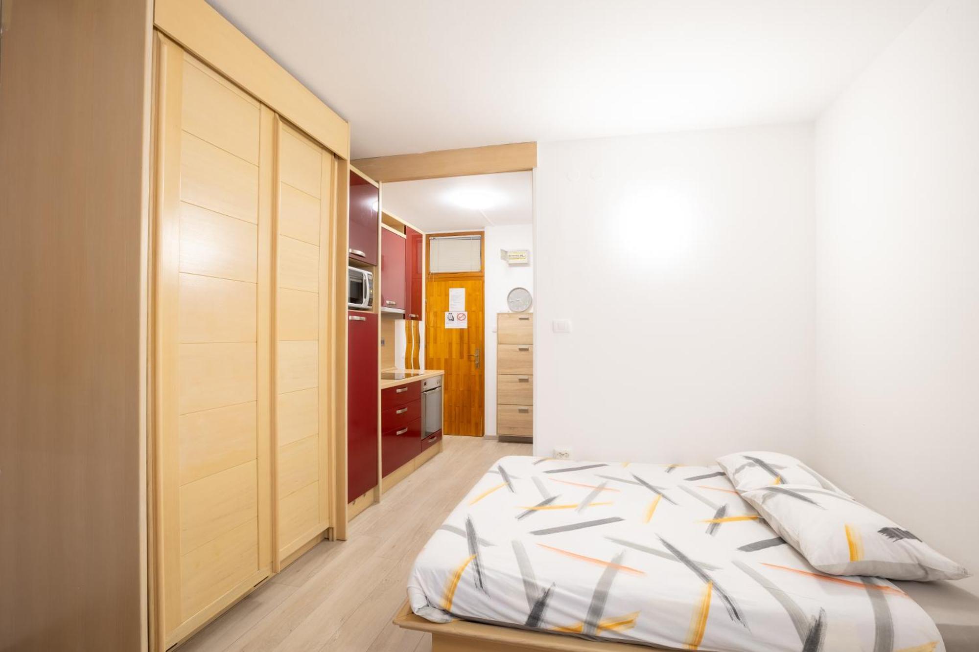 Apartma Zusterna โคเปร์ ภายนอก รูปภาพ